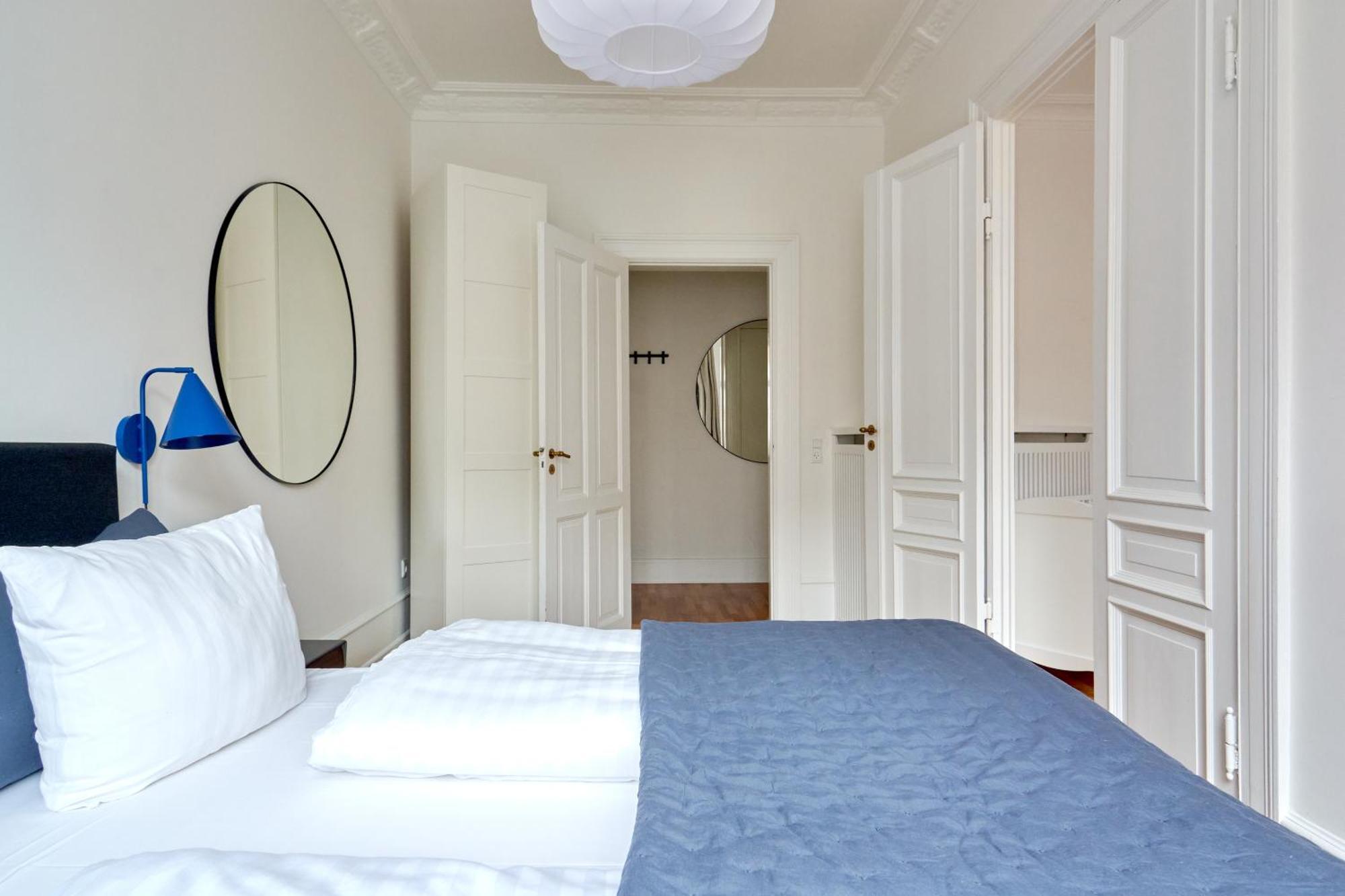 Spacious 3 Bedroom Manor Flat Next To Tivoli Копенхаген Екстериор снимка