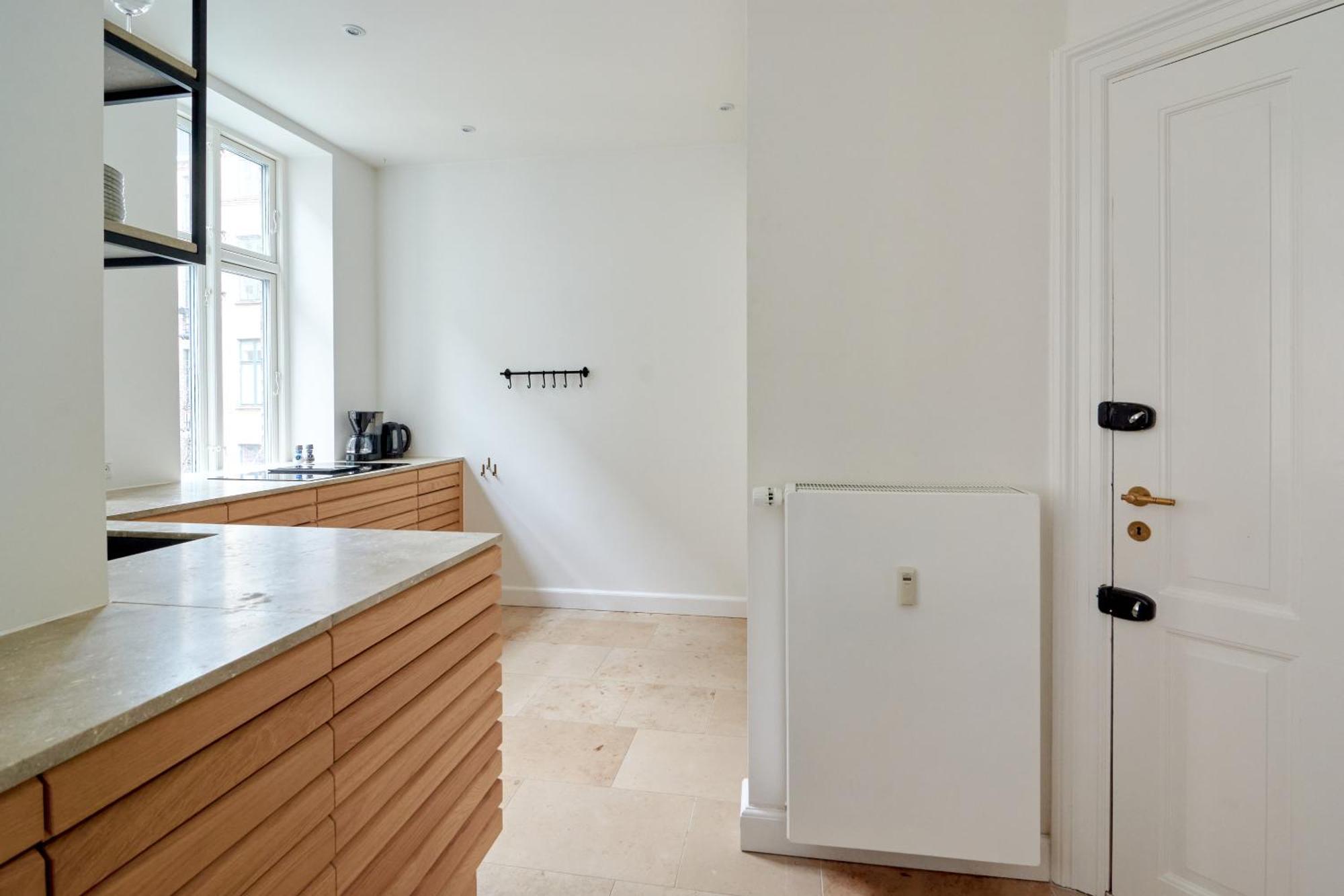 Spacious 3 Bedroom Manor Flat Next To Tivoli Копенхаген Екстериор снимка