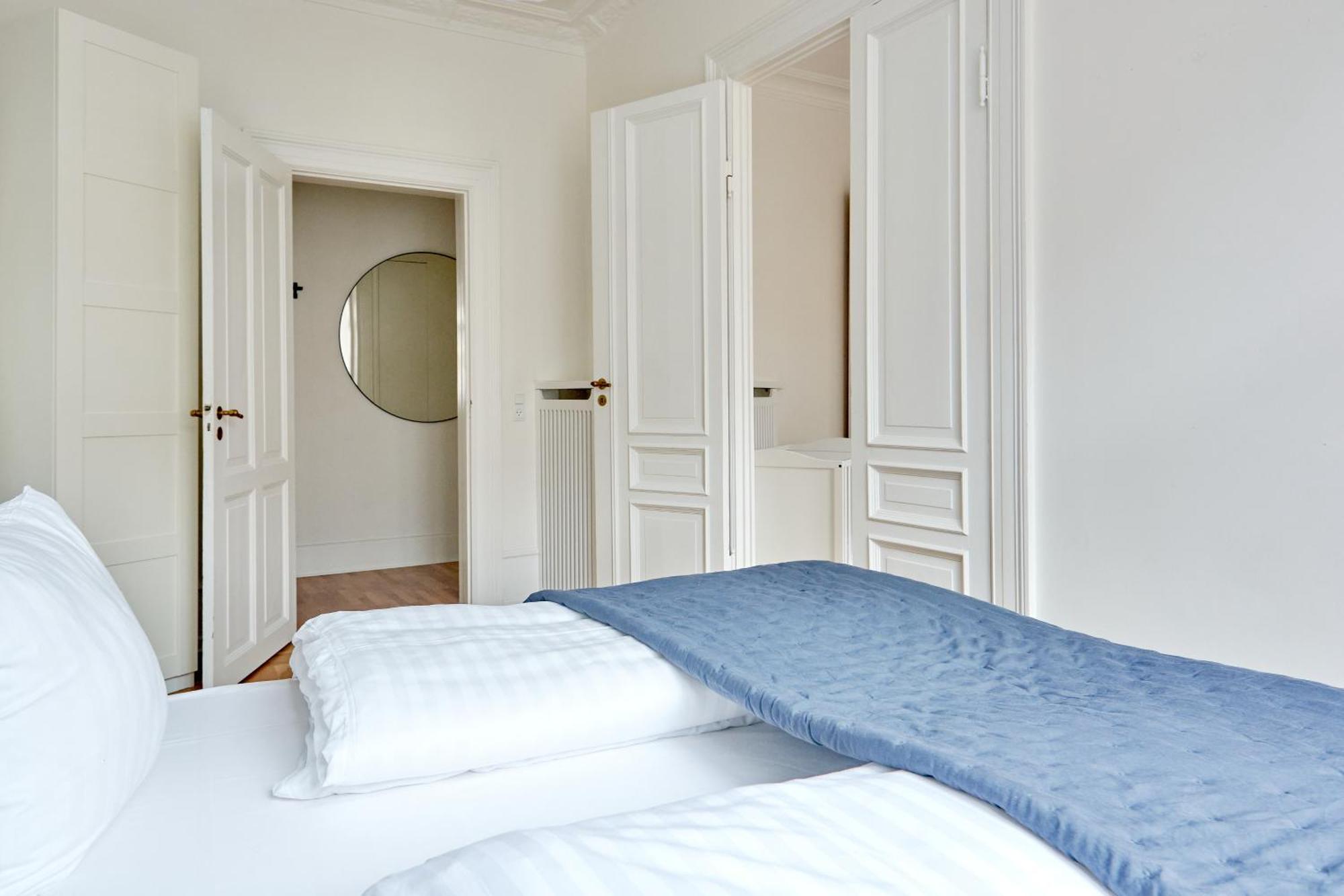Spacious 3 Bedroom Manor Flat Next To Tivoli Копенхаген Екстериор снимка